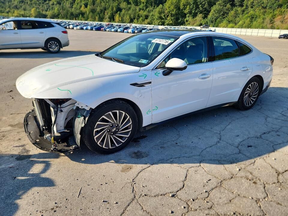 2025 HYUNDAI Sonata