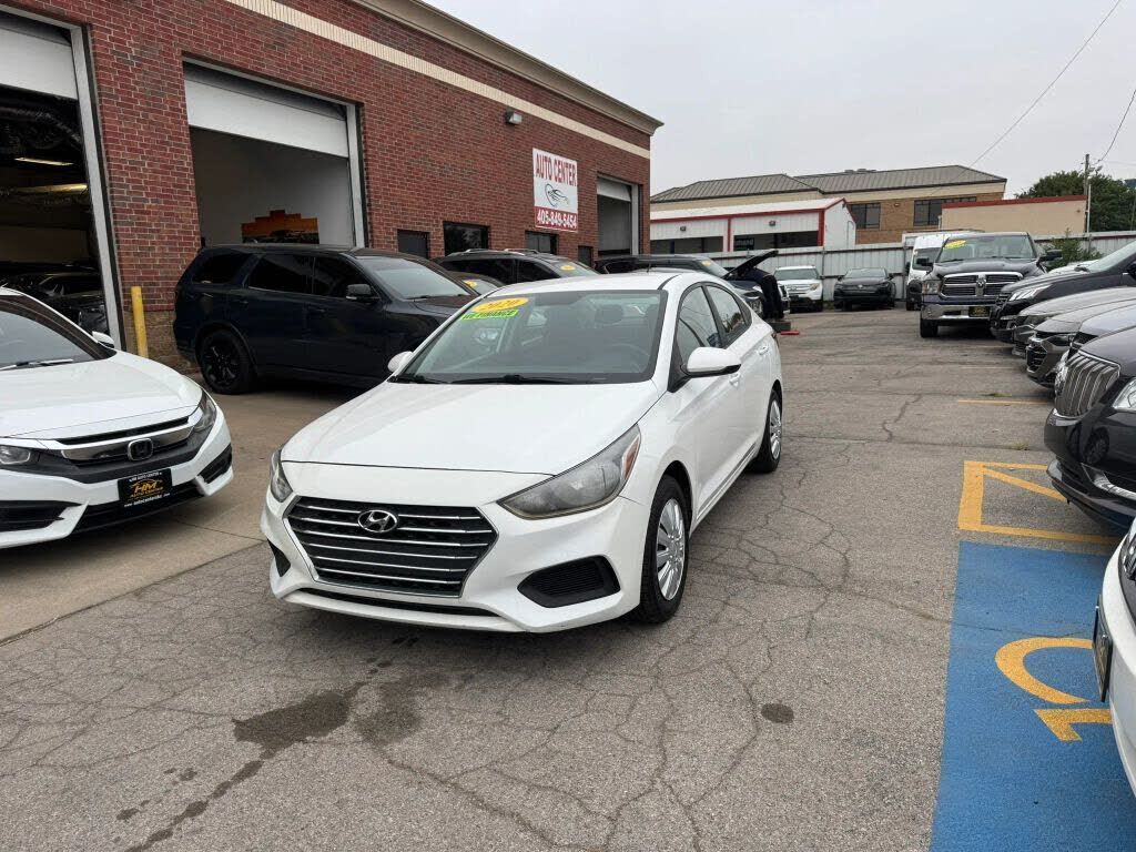 2020 HYUNDAI Accent