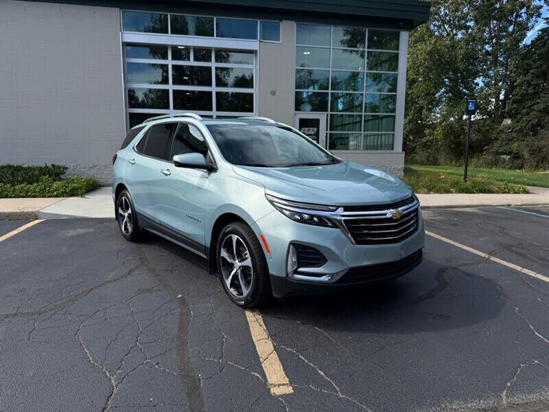 2022 CHEVROLET Equinox