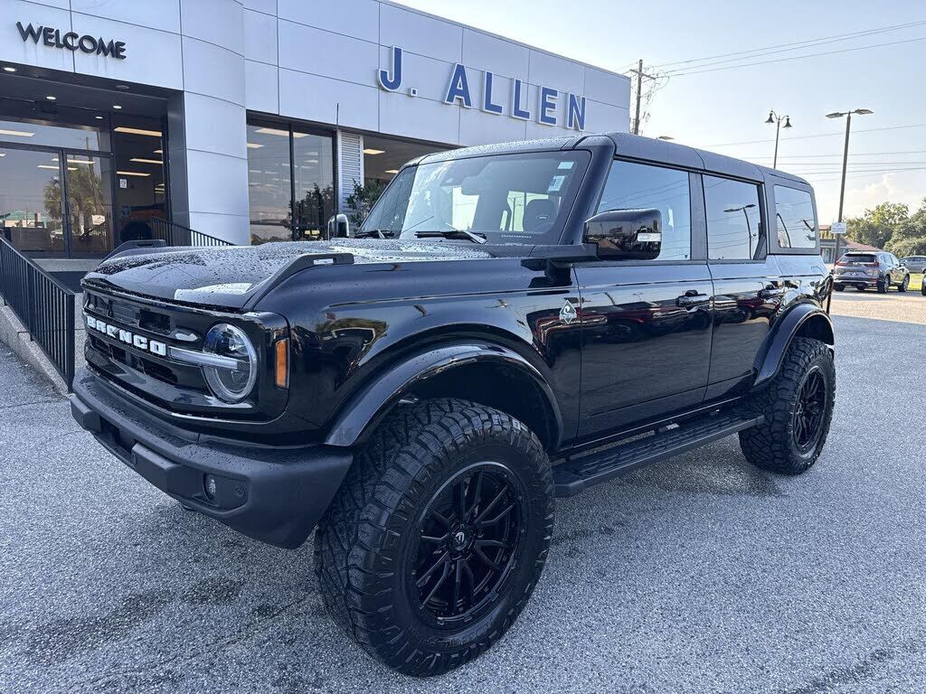 2023 FORD Bronco