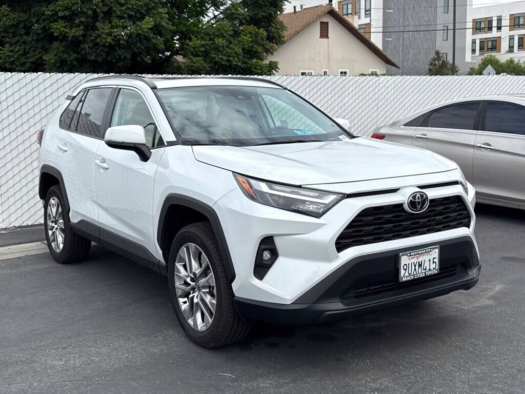 2025 TOYOTA RAV4