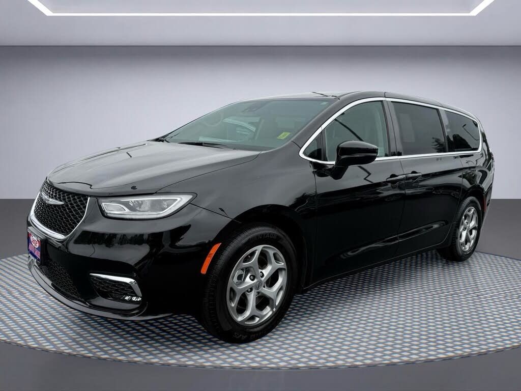 2024 CHRYSLER Pacifica