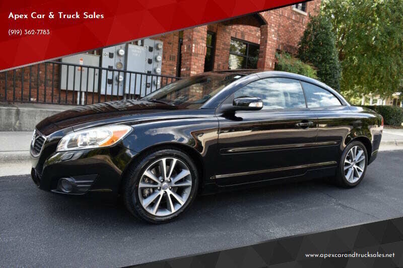 2011 VOLVO C70