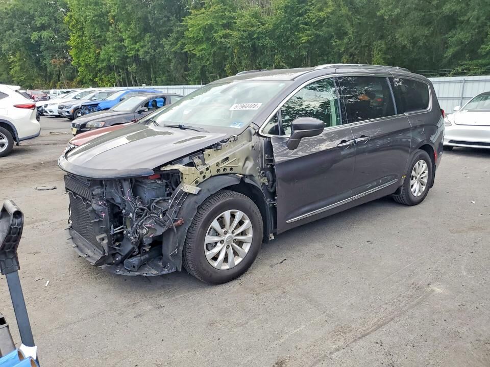 2018 CHRYSLER Pacifica