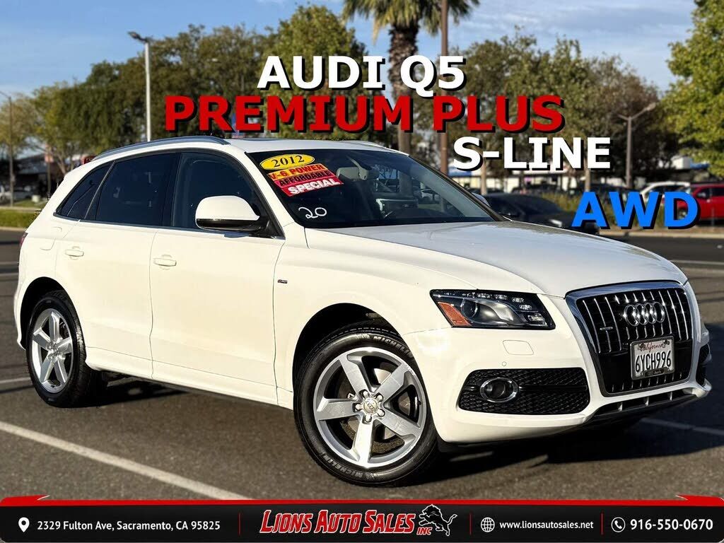 2012 AUDI Q5