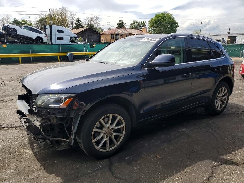 2010 AUDI Q5