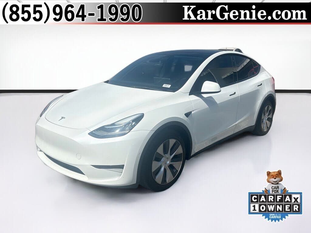 2022 TESLA Model Y