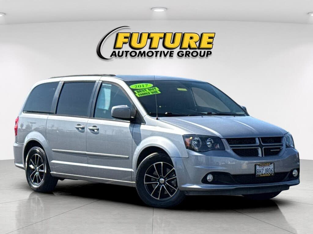 2017 DODGE Grand Caravan