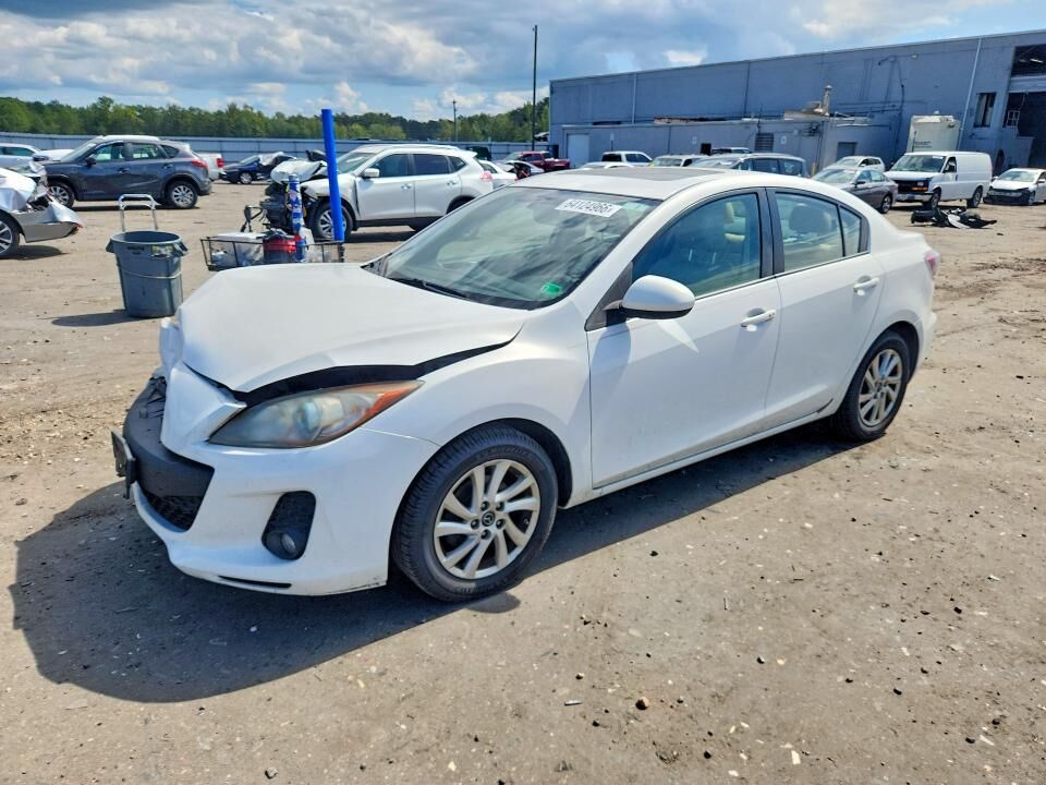 2013 MAZDA Mazda3