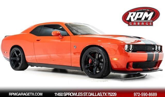 2017 DODGE Challenger