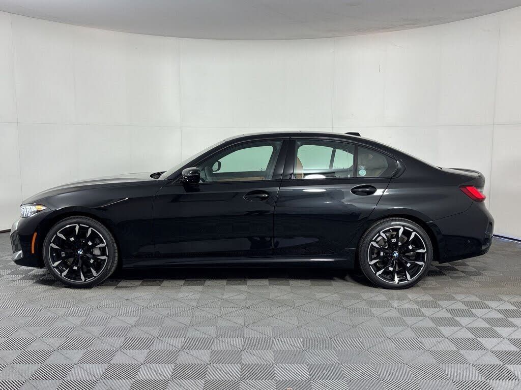 2026 BMW 330i