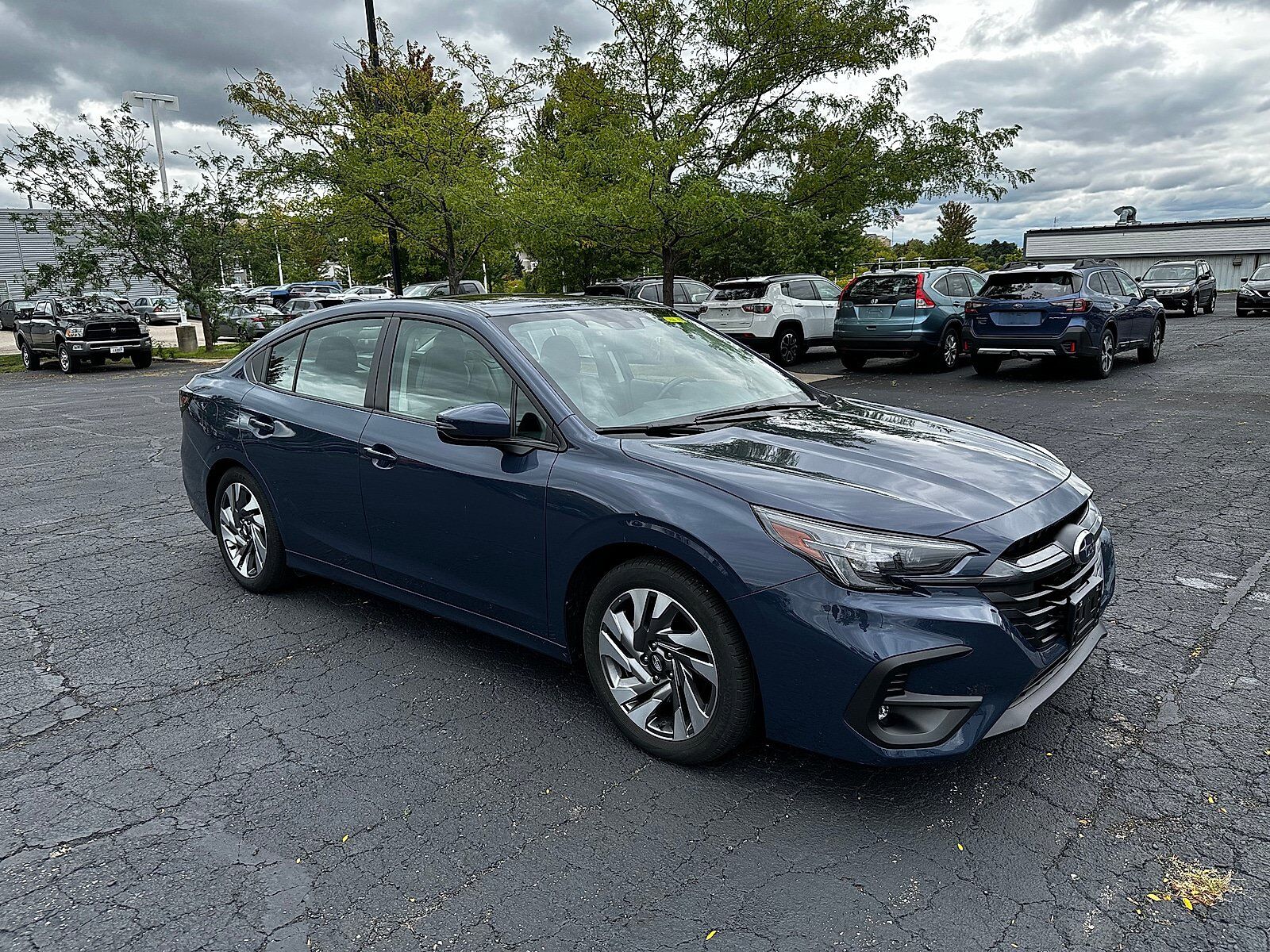 2024 SUBARU Legacy
