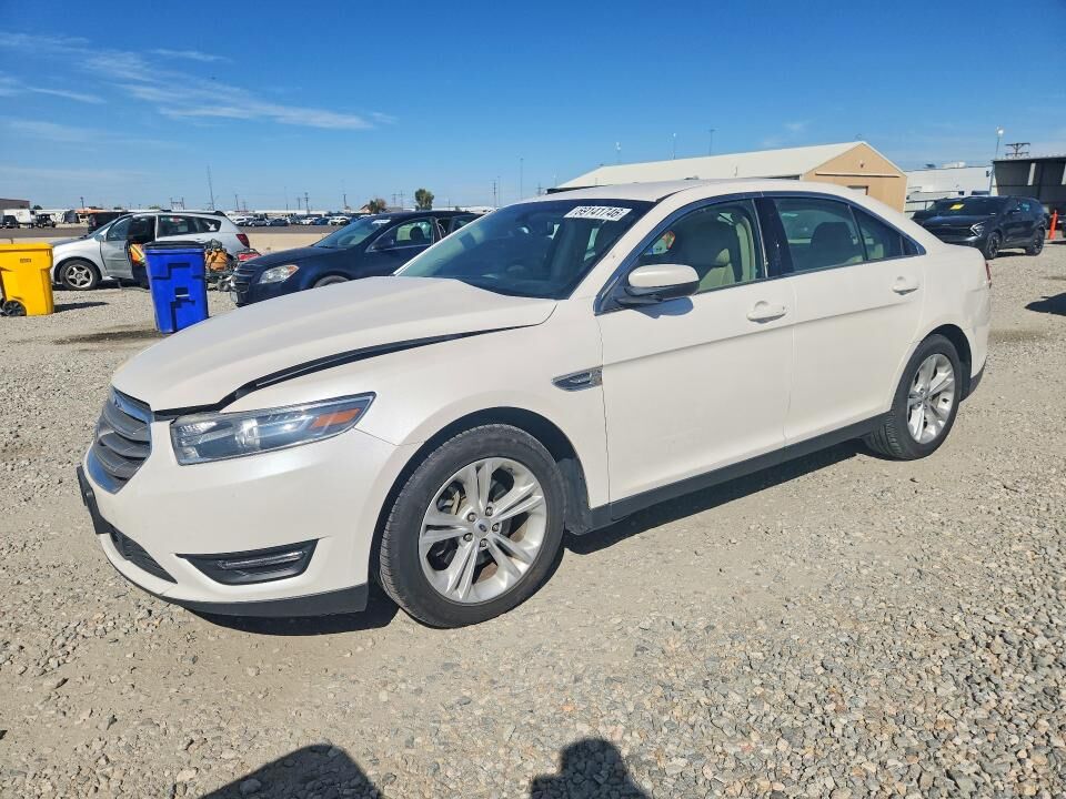 2015 FORD Taurus