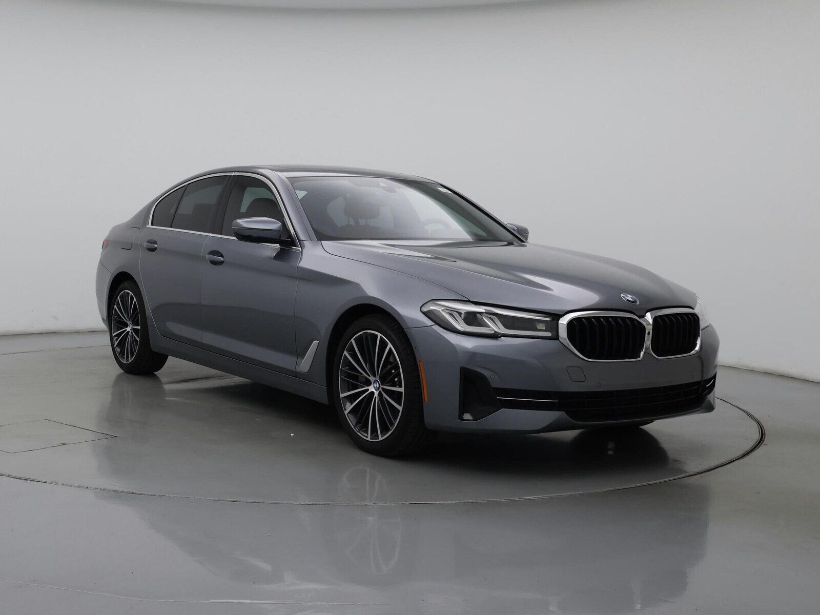2021 BMW 530i