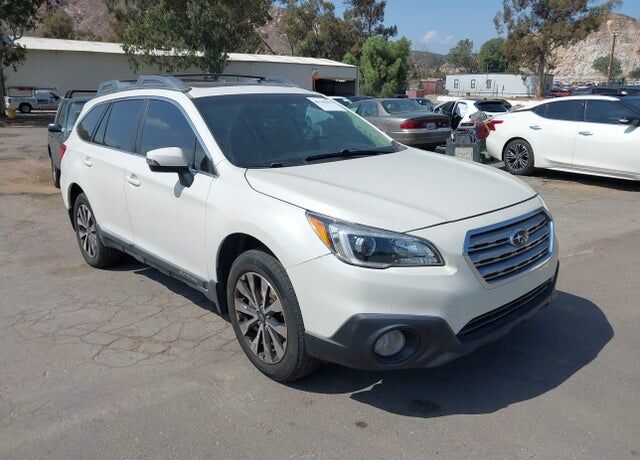 2016 SUBARU Outback