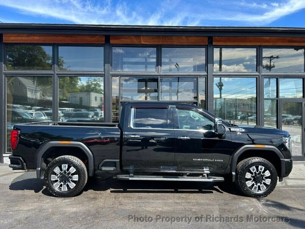 2025 GMC Sierra HD