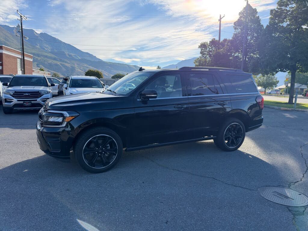 2022 FORD Expedition