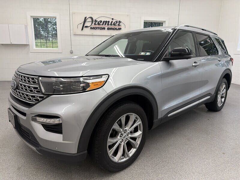 2021 FORD Explorer