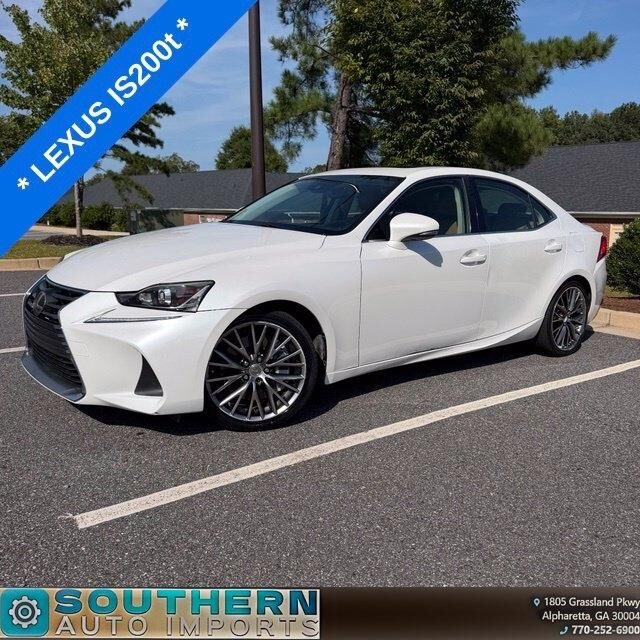 2017 LEXUS IS