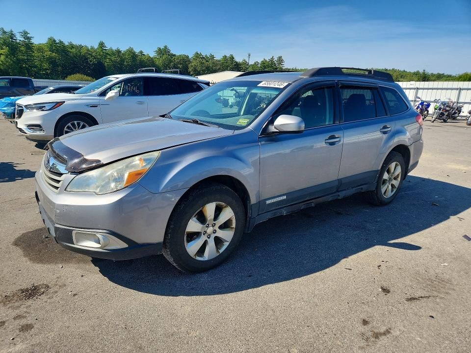 2010 SUBARU Outback