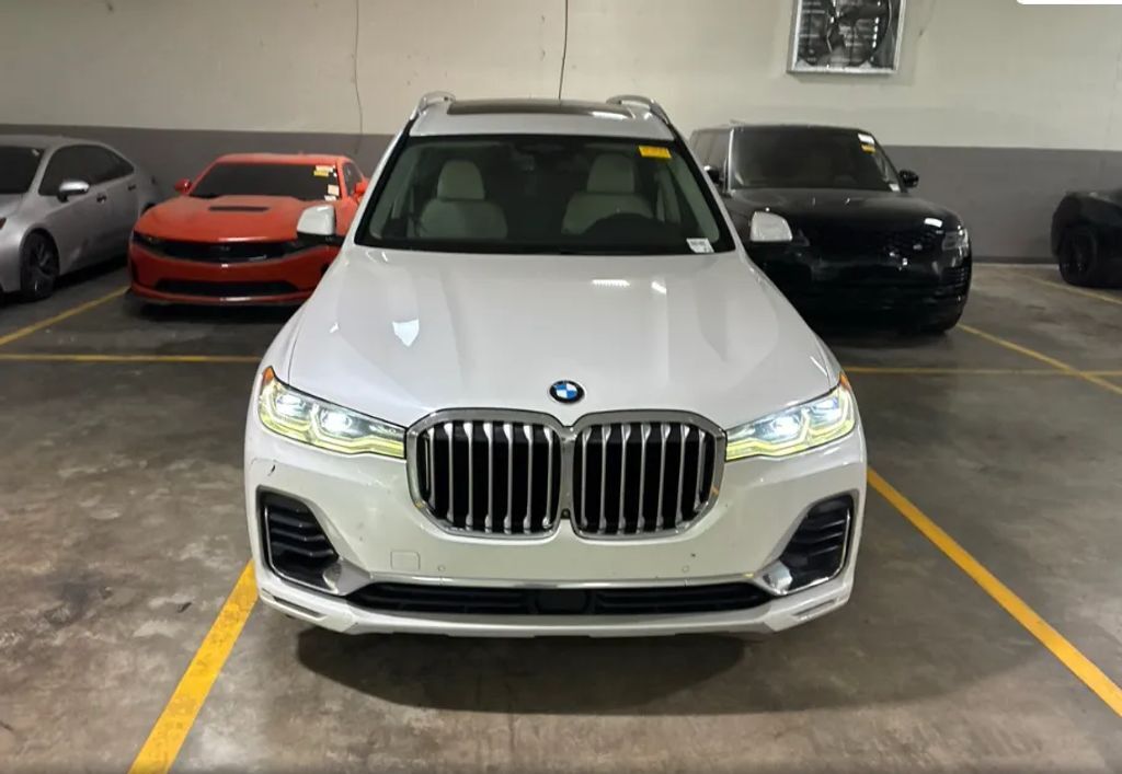 2020 BMW X7