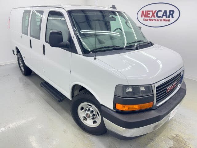 2017 GMC Savana