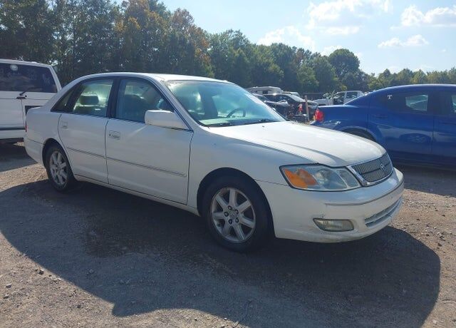 2002 TOYOTA Avalon