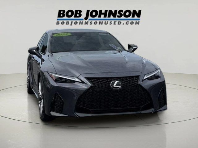 2022 LEXUS IS
