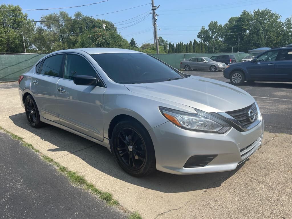 2017 NISSAN Altima