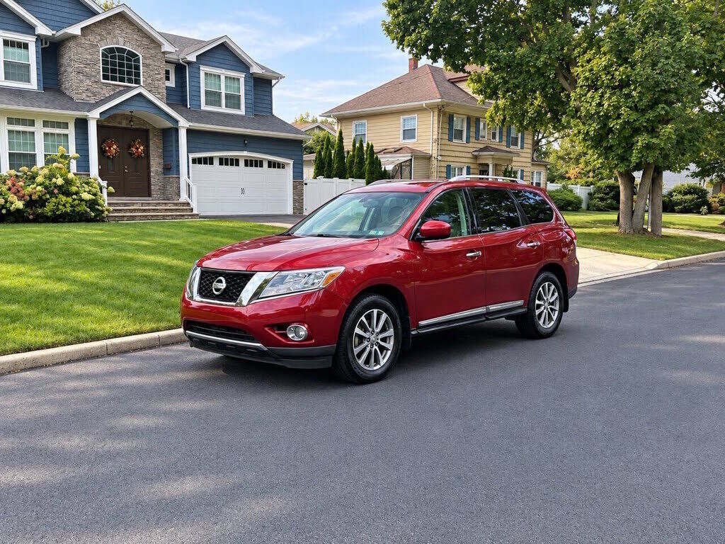 2016 NISSAN Pathfinder