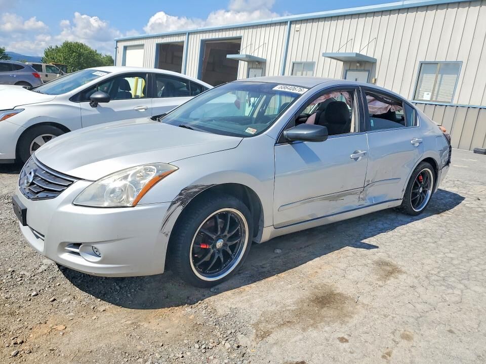 2011 NISSAN Altima
