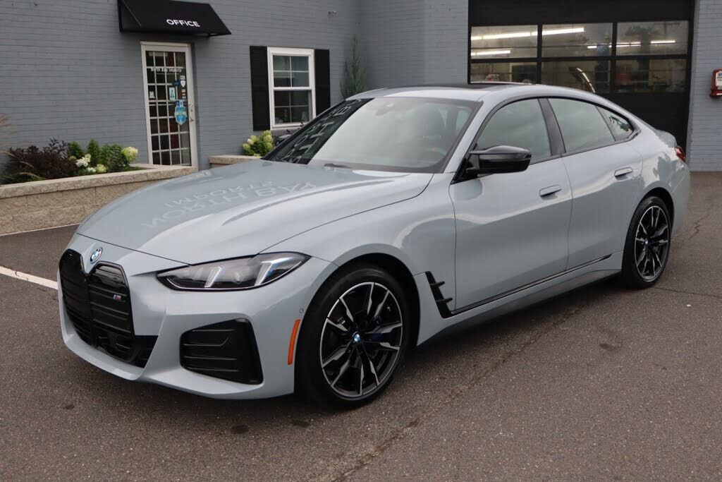 2025 BMW i4