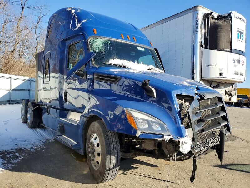 2025 FREIGHTLINER Cascadia