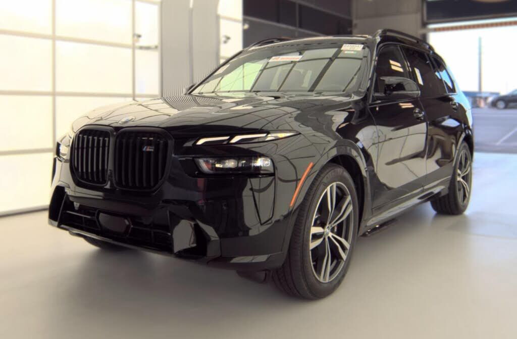 2025 BMW X7