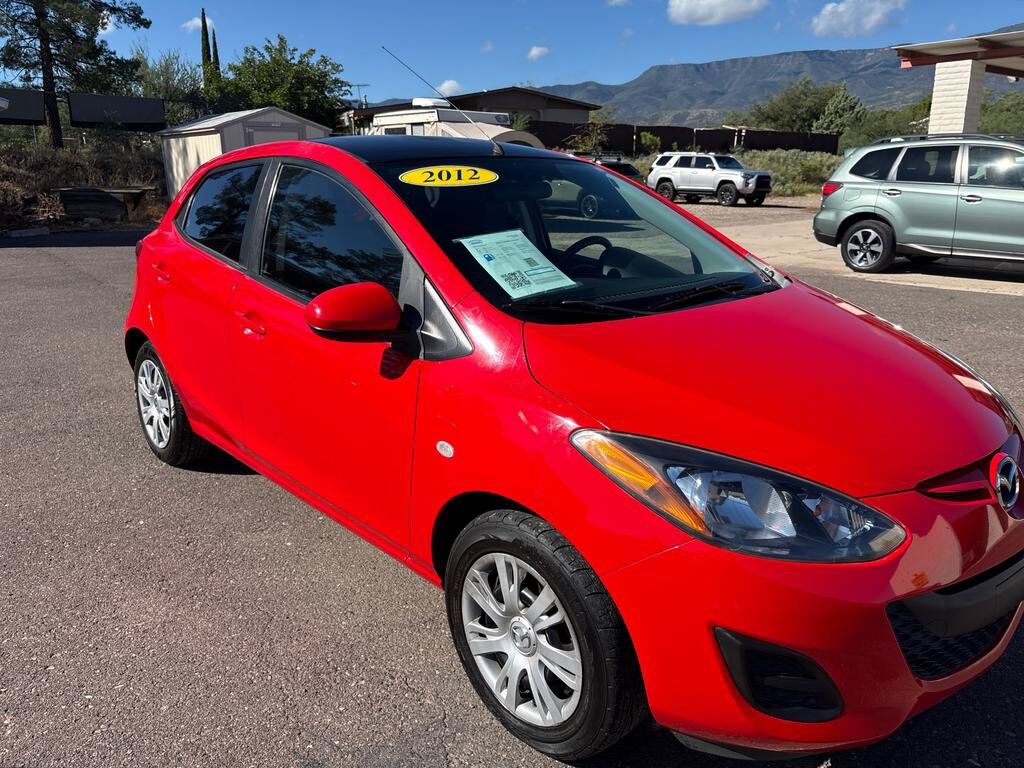 2012 MAZDA Mazda2