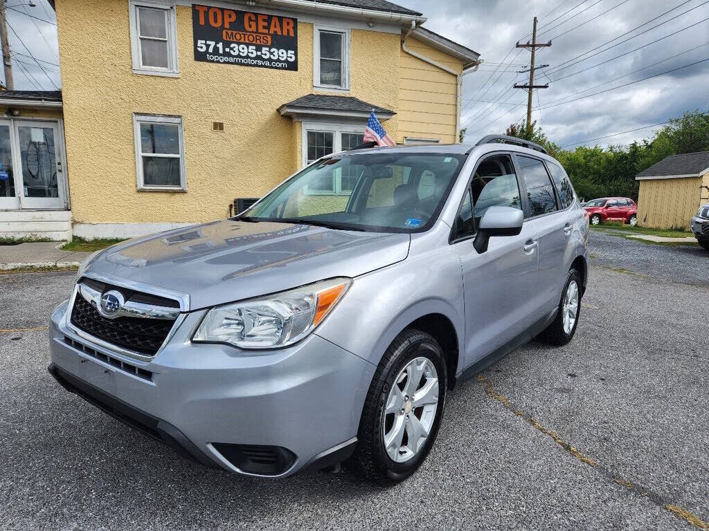 2015 SUBARU Forester