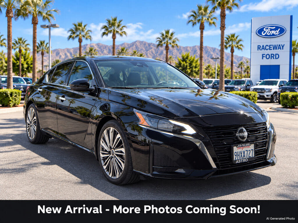 2023 NISSAN Altima