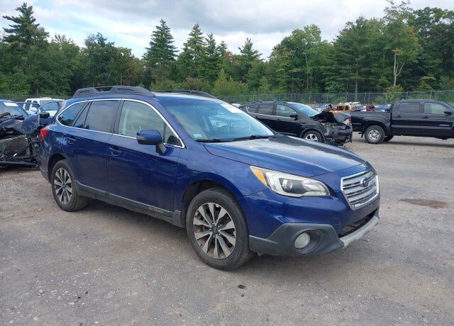 2015 SUBARU Outback