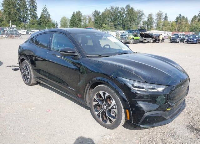 2021 FORD Mach-E