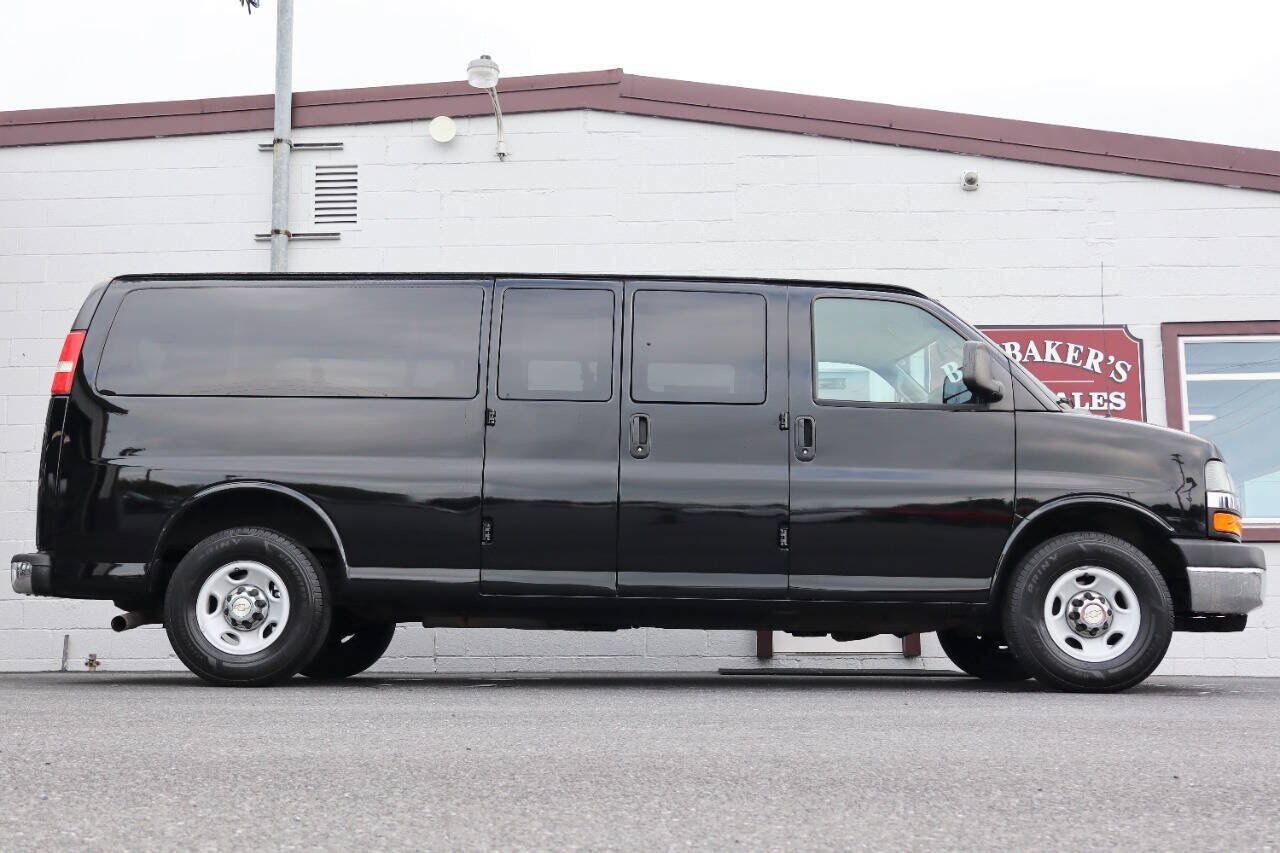 2016 CHEVROLET Express