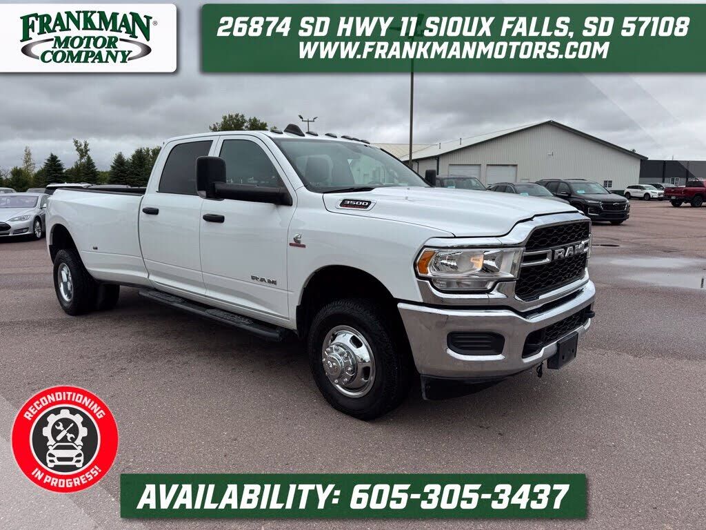 2022 RAM 3500
