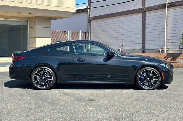 2025 BMW M440i