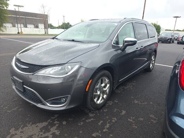 2019 CHRYSLER Pacifica