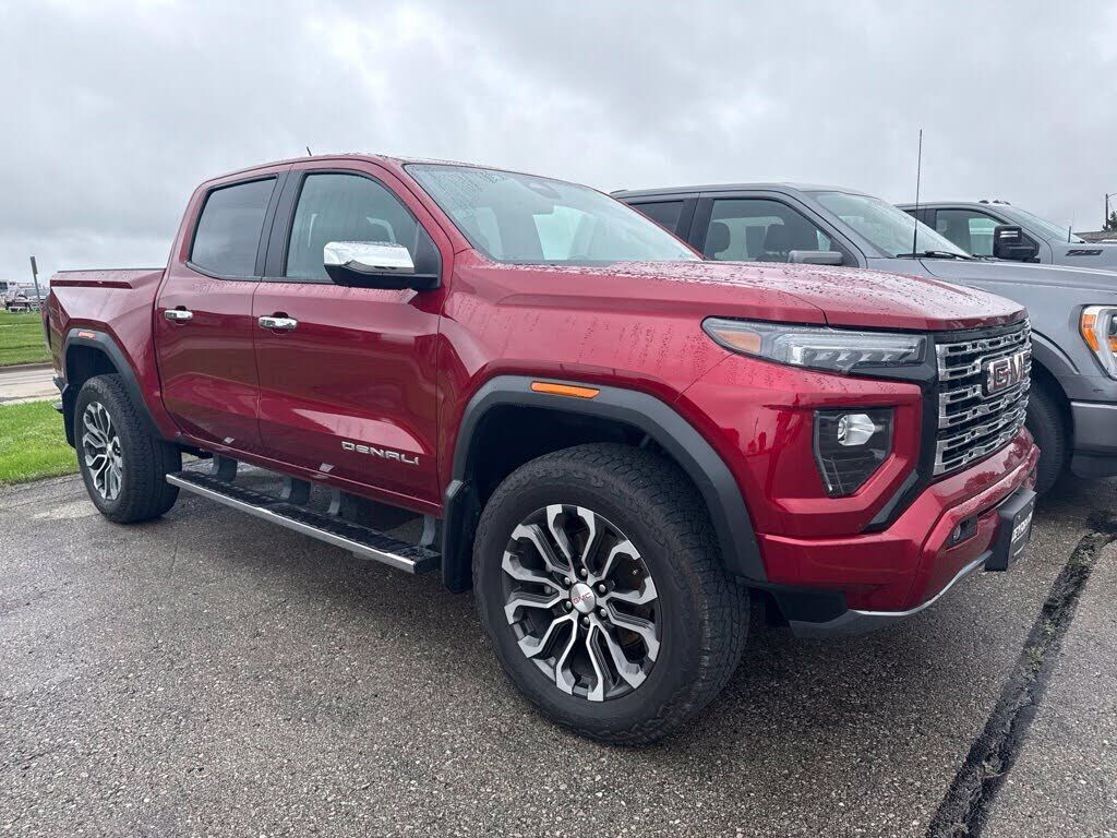 2023 GMC Canyon