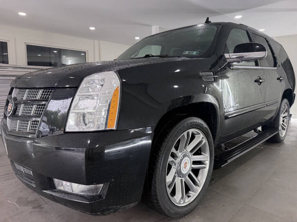 2014 CADILLAC Escalade