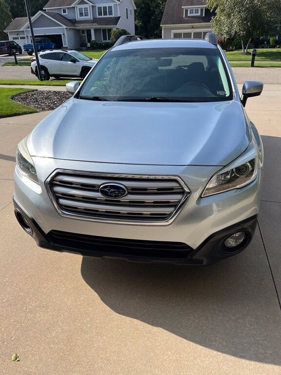 2017 SUBARU Outback
