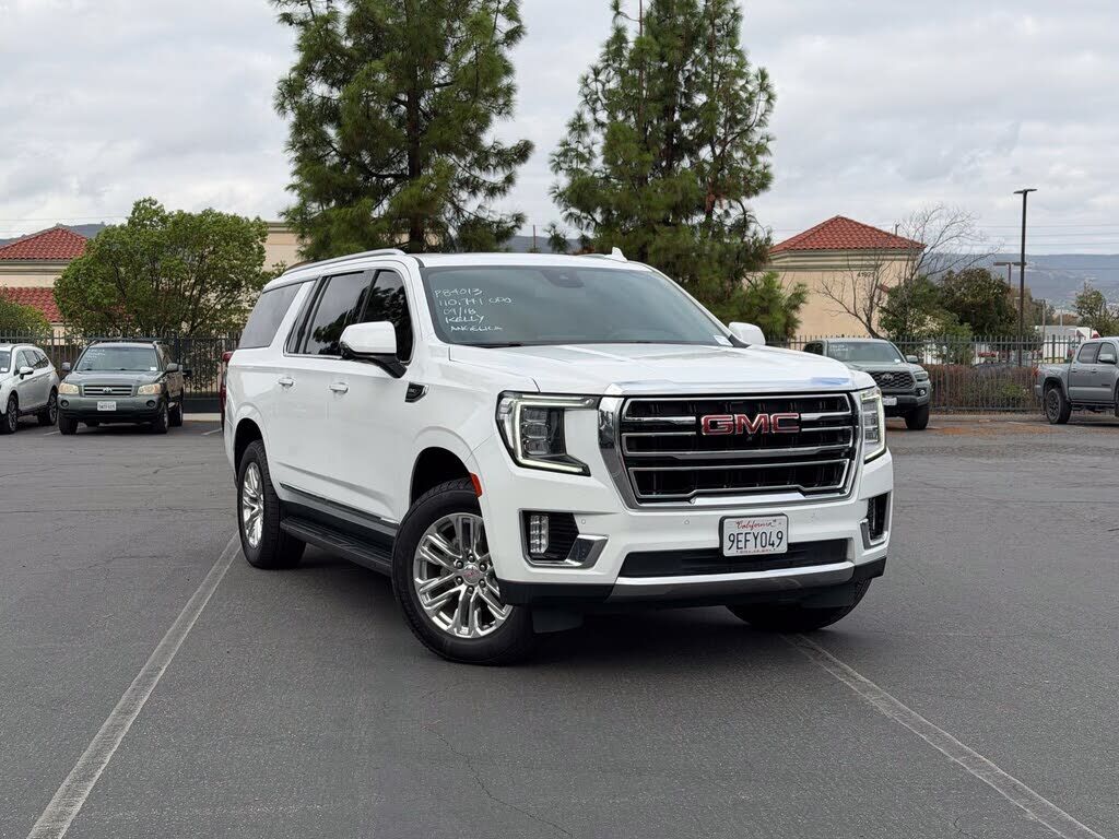 2023 GMC Yukon XL