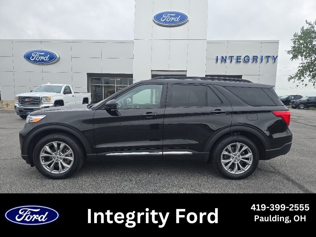 2021 FORD Explorer