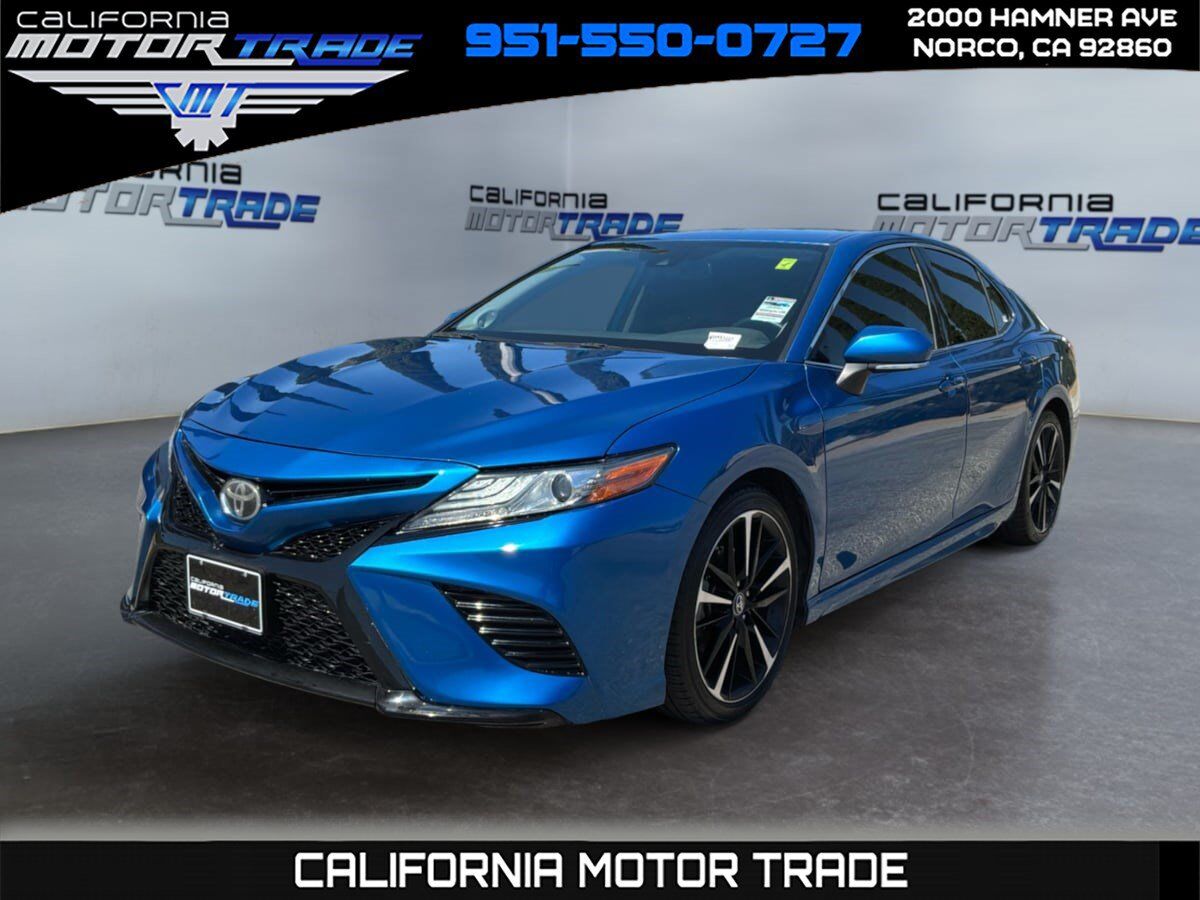 2019 TOYOTA Camry