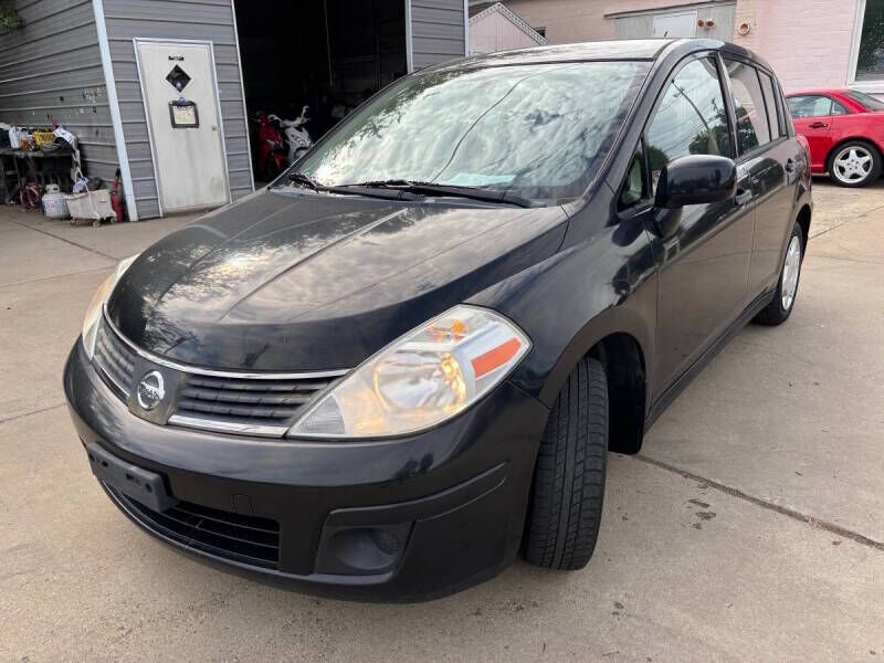 2008 NISSAN Versa